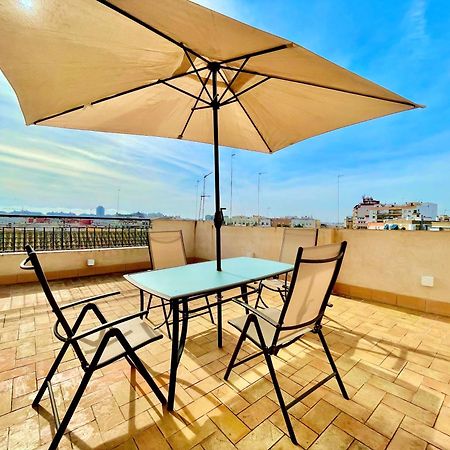Philippe'S Home Triana Con Terraza Sevilla Exterior foto