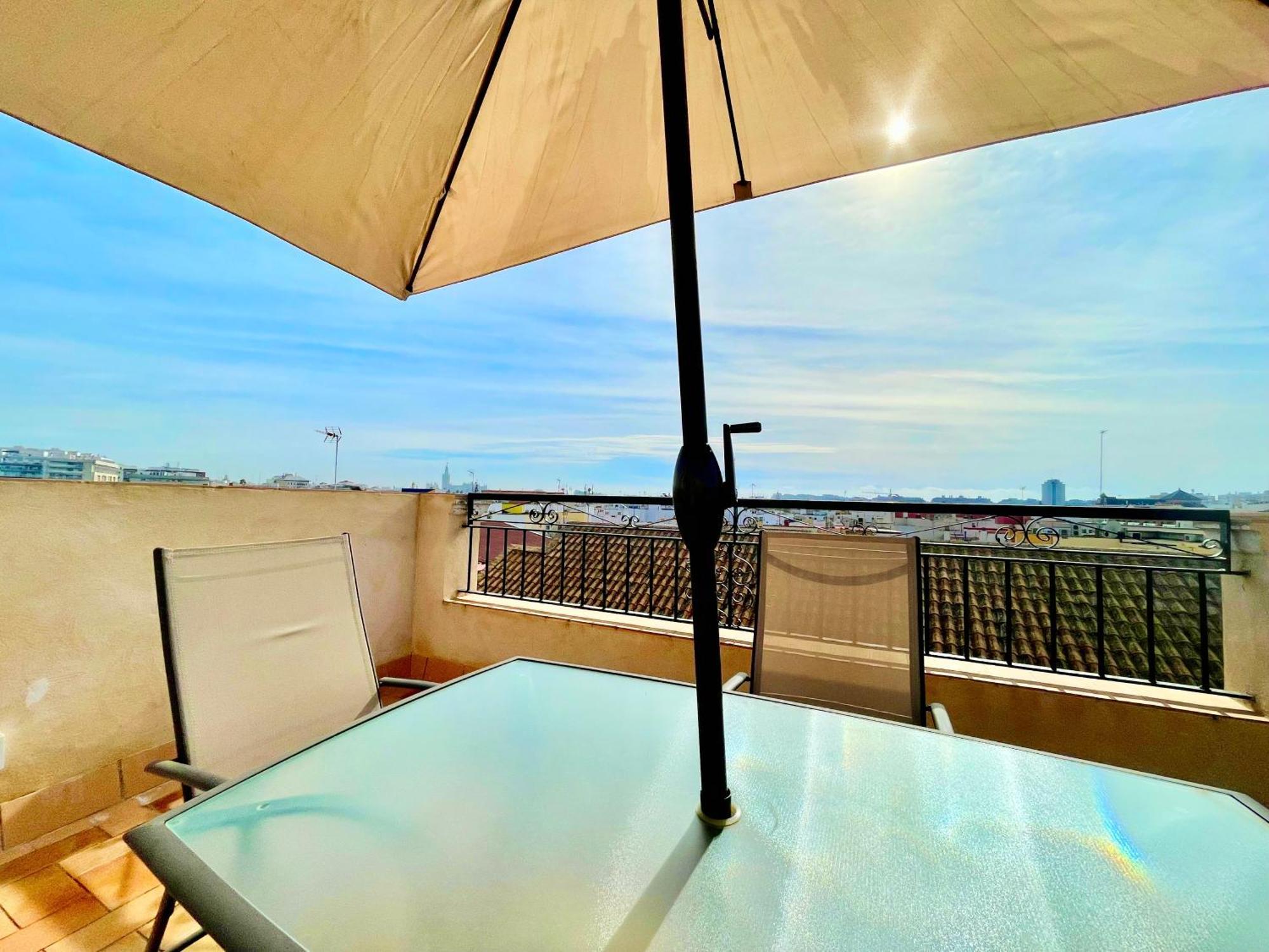 Philippe'S Home Triana Con Terraza Sevilla Exterior foto